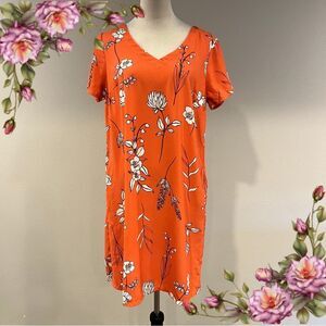 Clearance!!! V-neck short sleeve Floral Orange mini Dress size medium